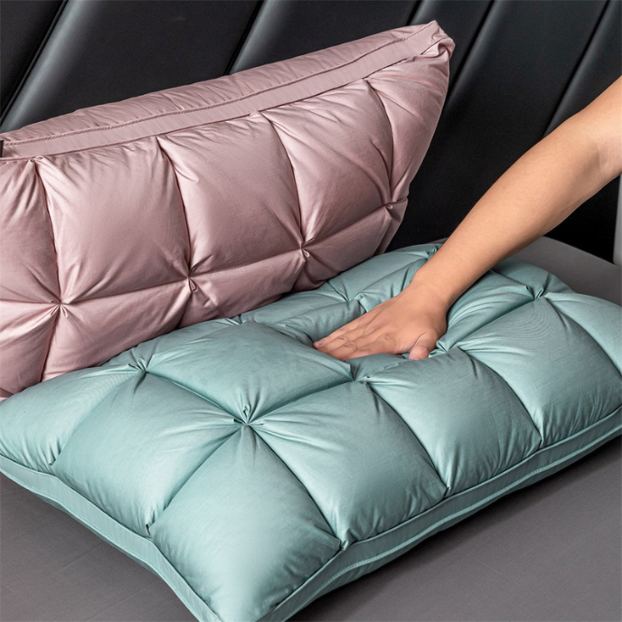 700 F.P Luxe Puff Down Pillow